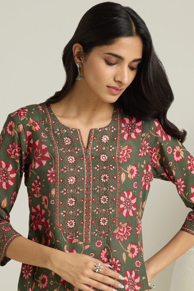 Gulraiz Falak Sanganeri Kurta