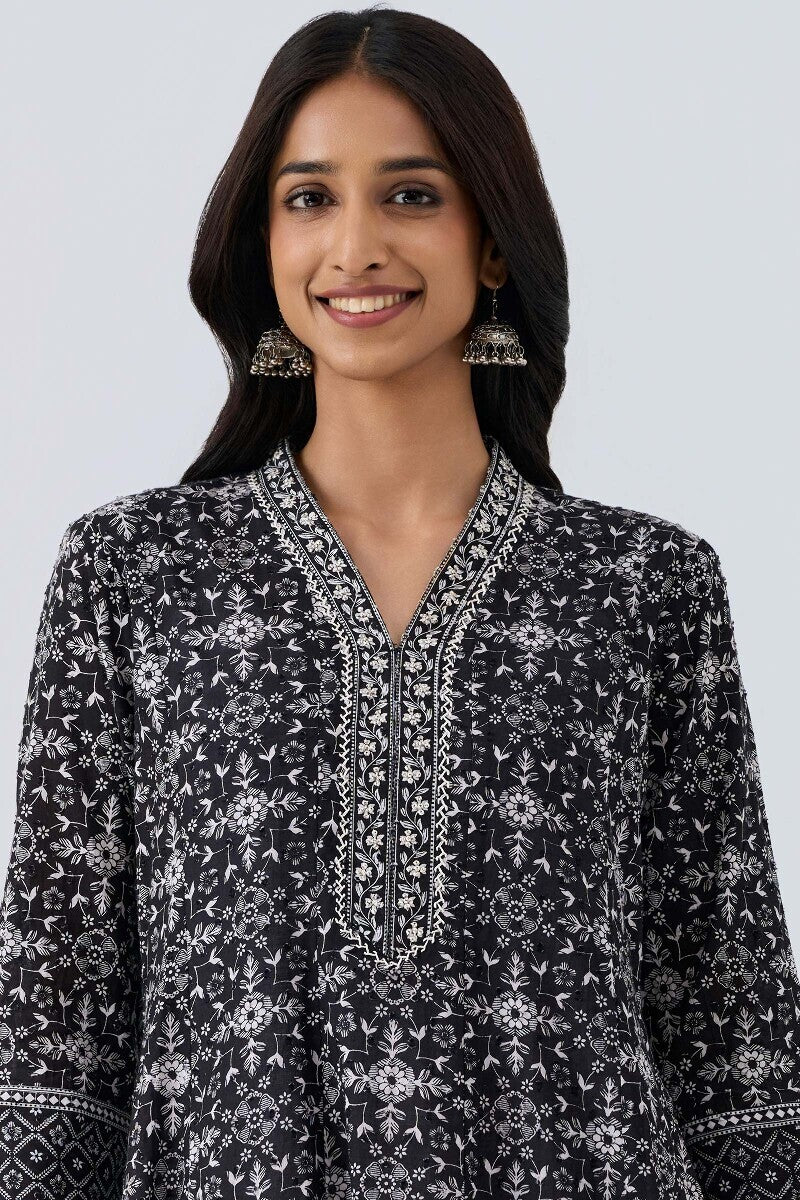 Mumtaz Heer Kurta