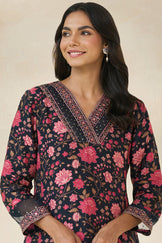 Mehrunissa Sneha Kurta