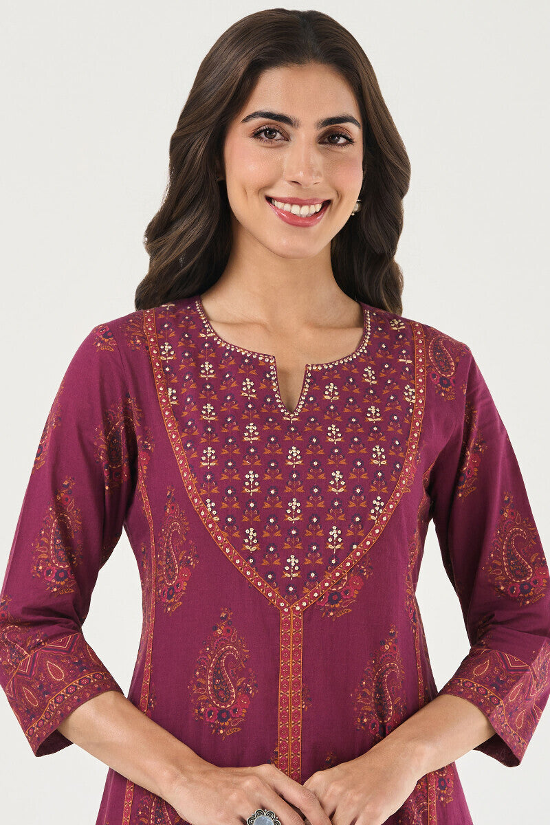 Gauhar Yasmina Kurta