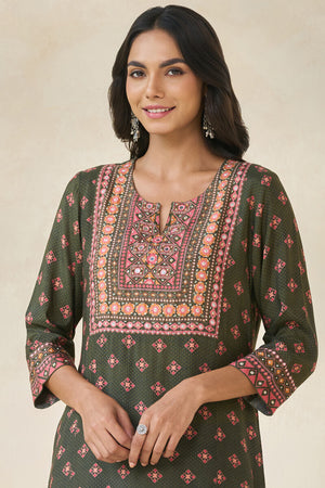 Mehrunissa Arya Kurta