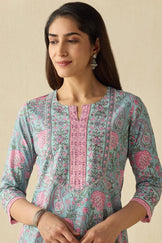 Surplus: Nazm Jia Sanganeri Kurta