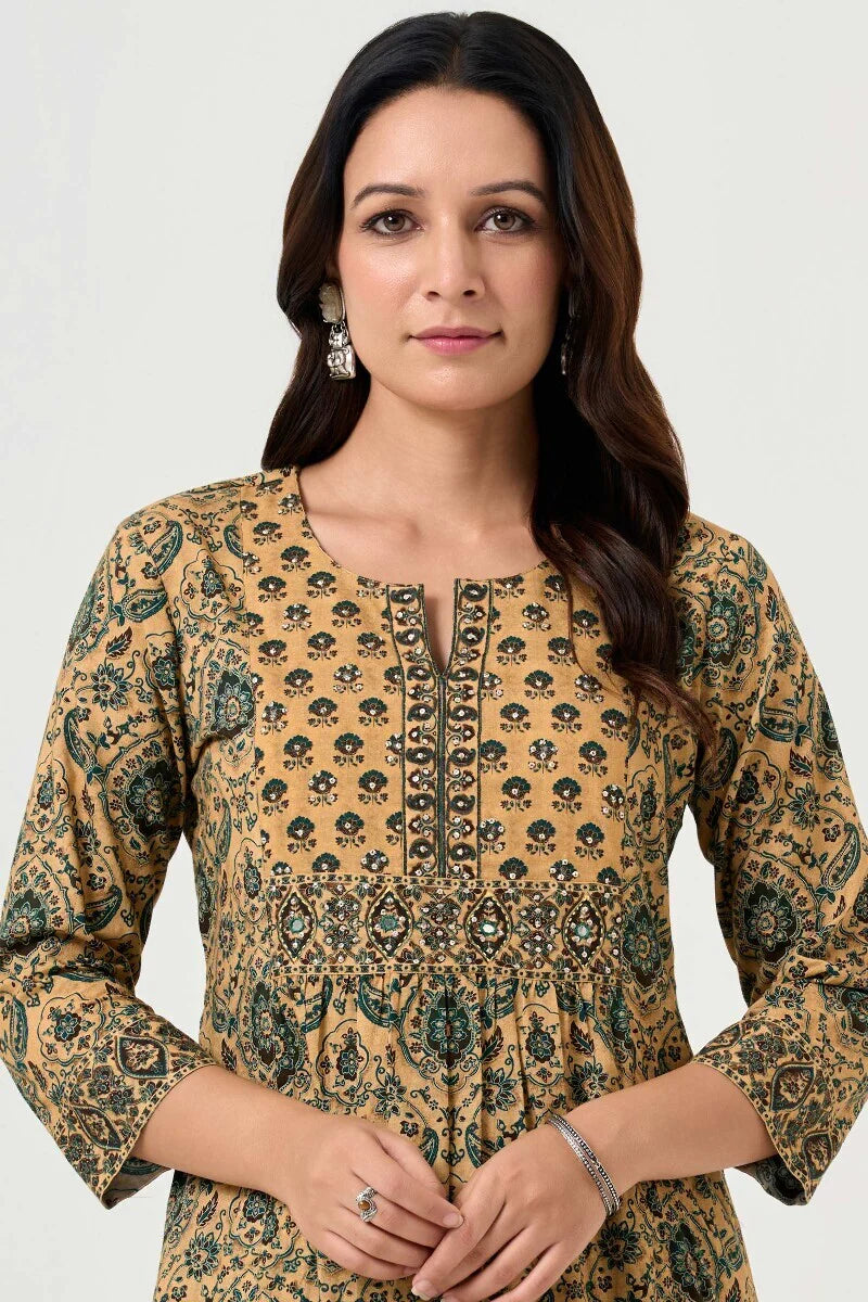 Surplus: Rangrez Nazneen Kurta