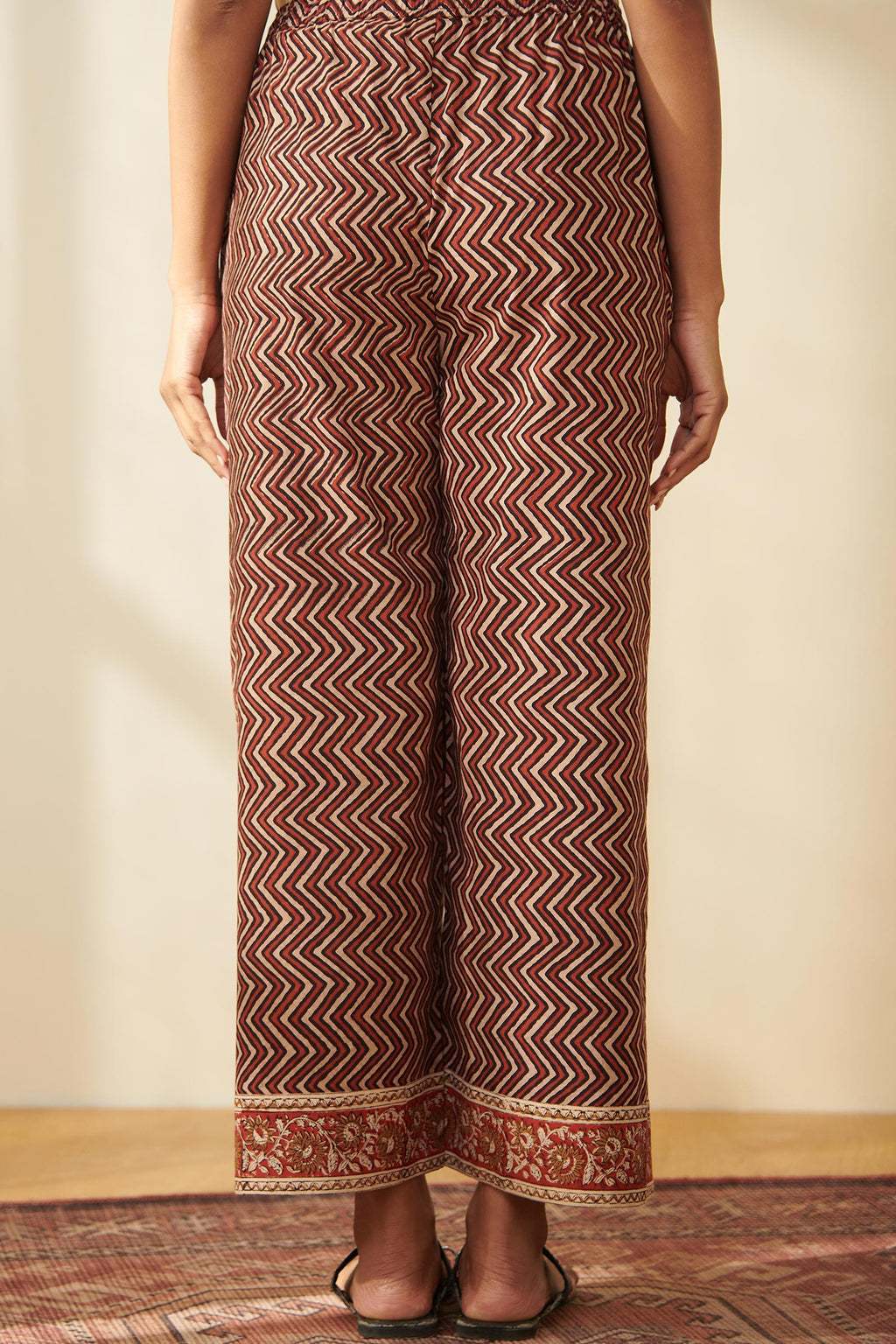 Sehra Yasmine Bagru Farsi