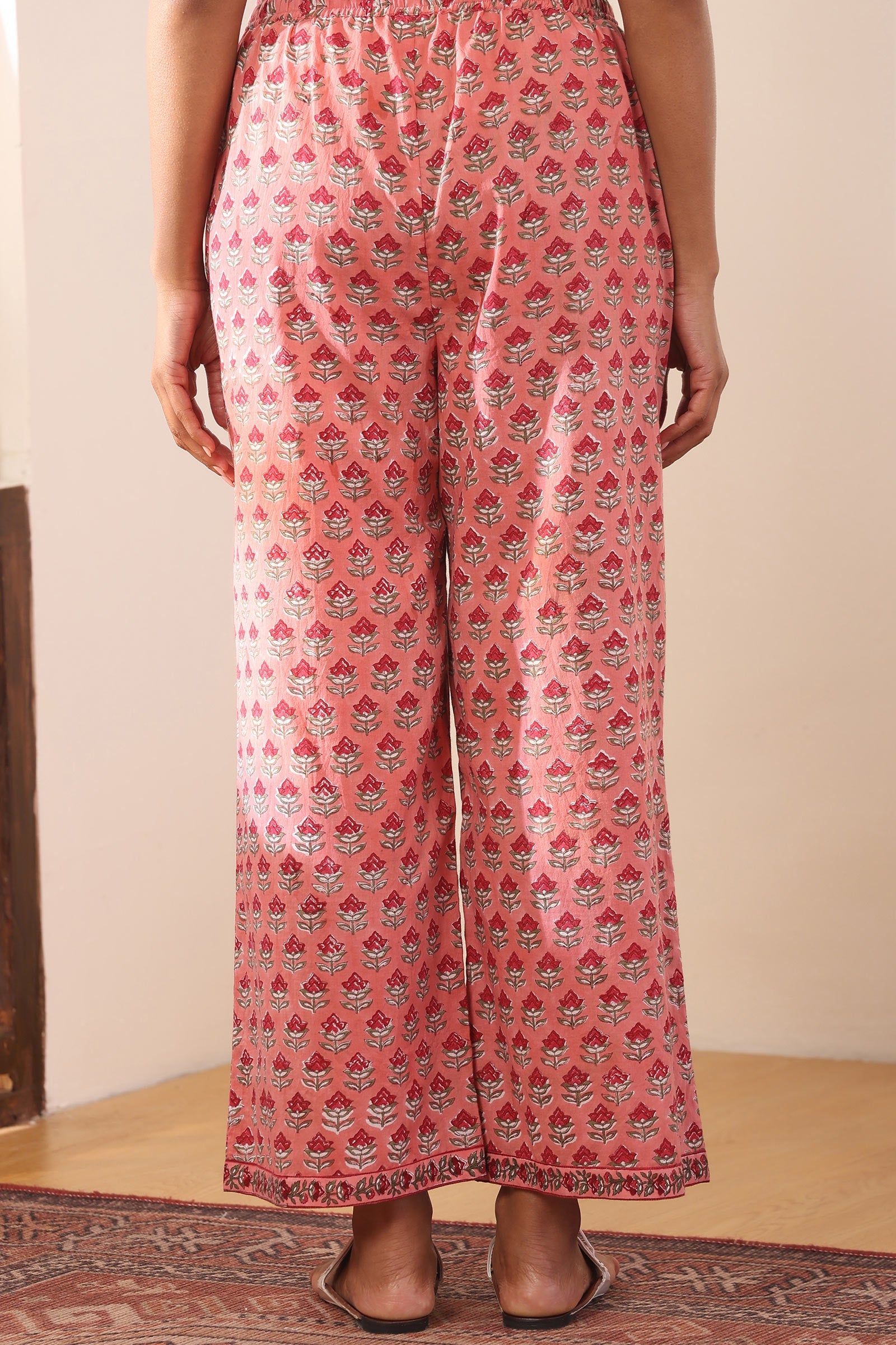 Surplus: Gulbarg Zehna Sanganeri Farsi