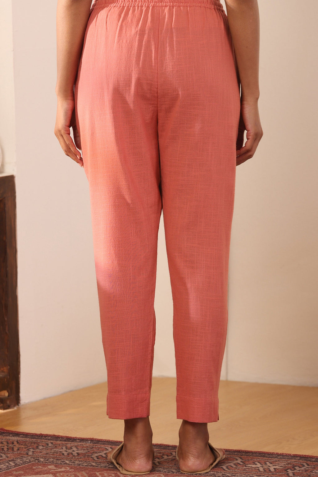 Surplus: Roza Raima Pink Narrow Pants