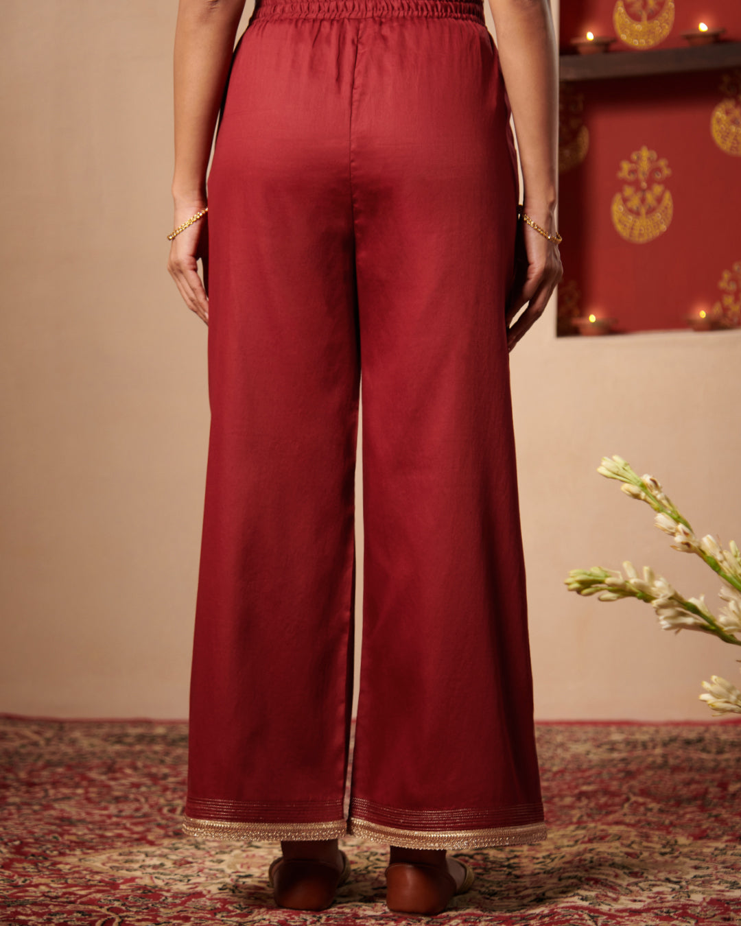 Roshanara Meher Ruby Red Farsi