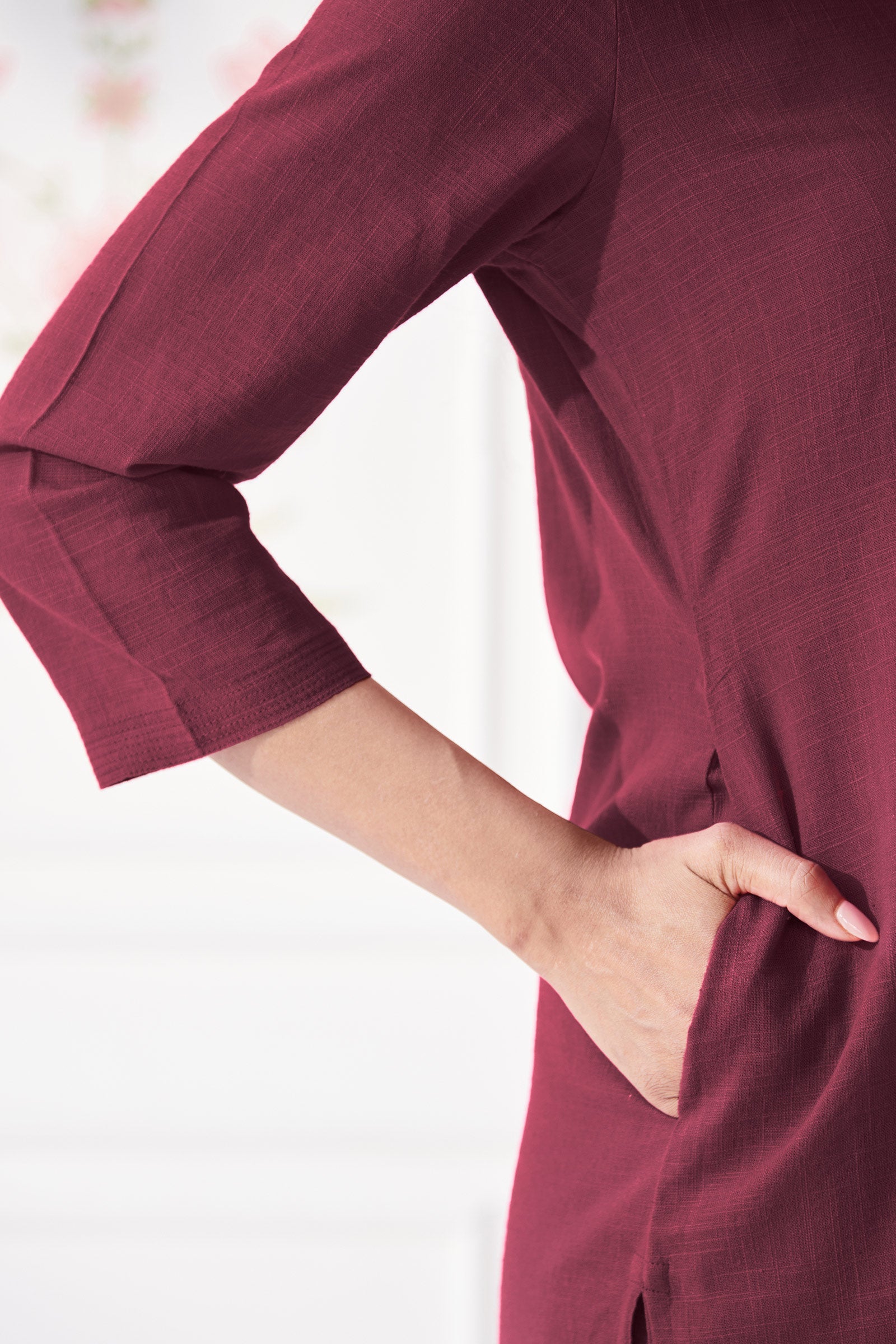 Roza Zehna Wine Kurta