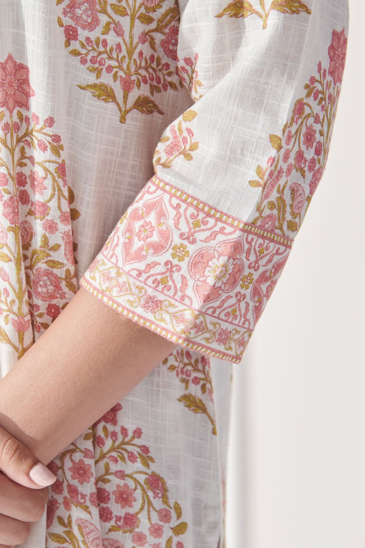 Gulbahar Tira Kurta