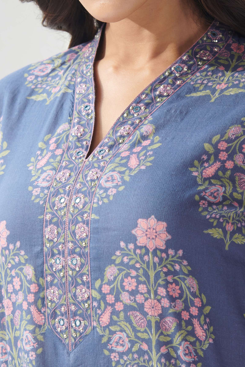 Gulbahar Shahida Kurta