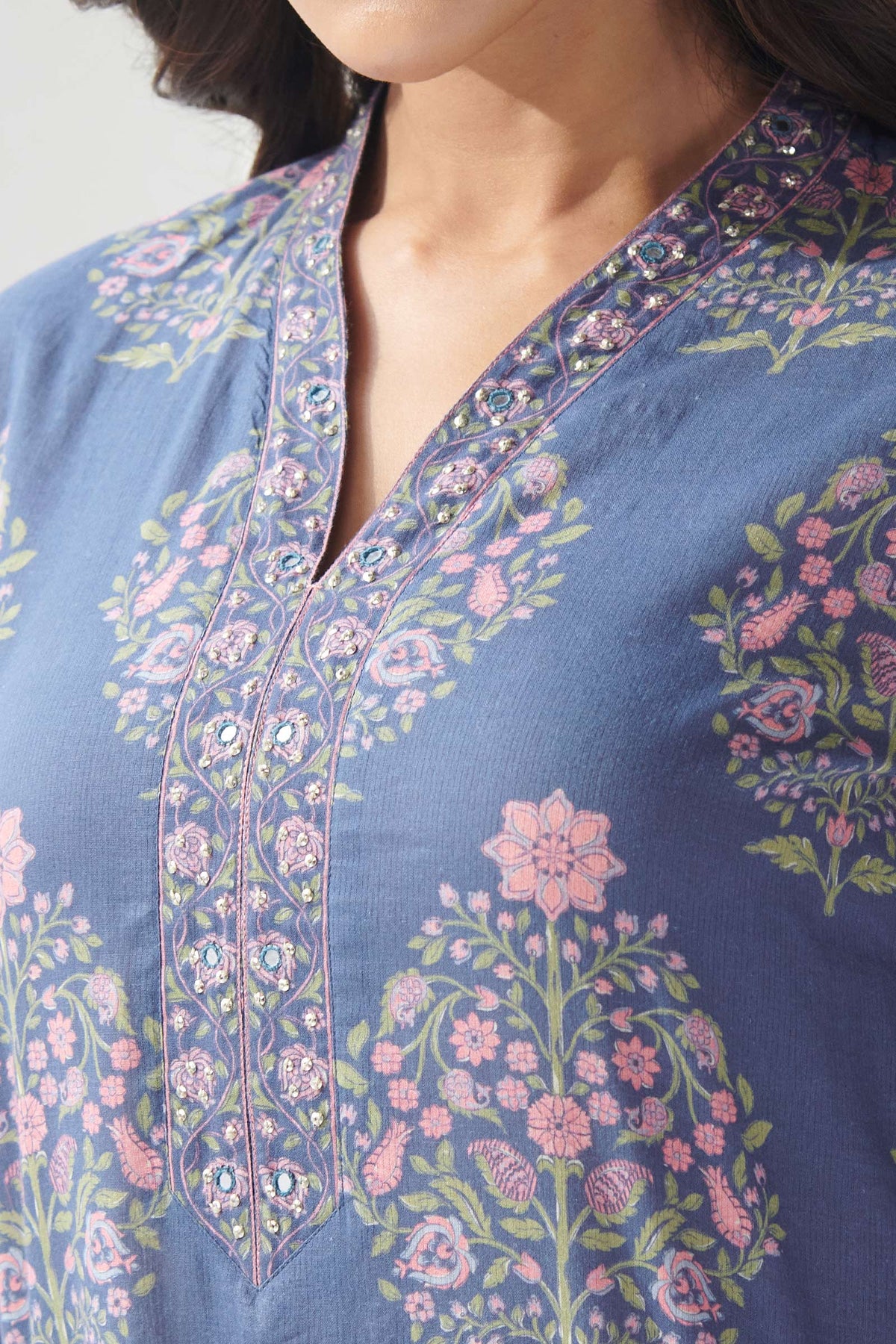 Gulbahar Shahida Kurta