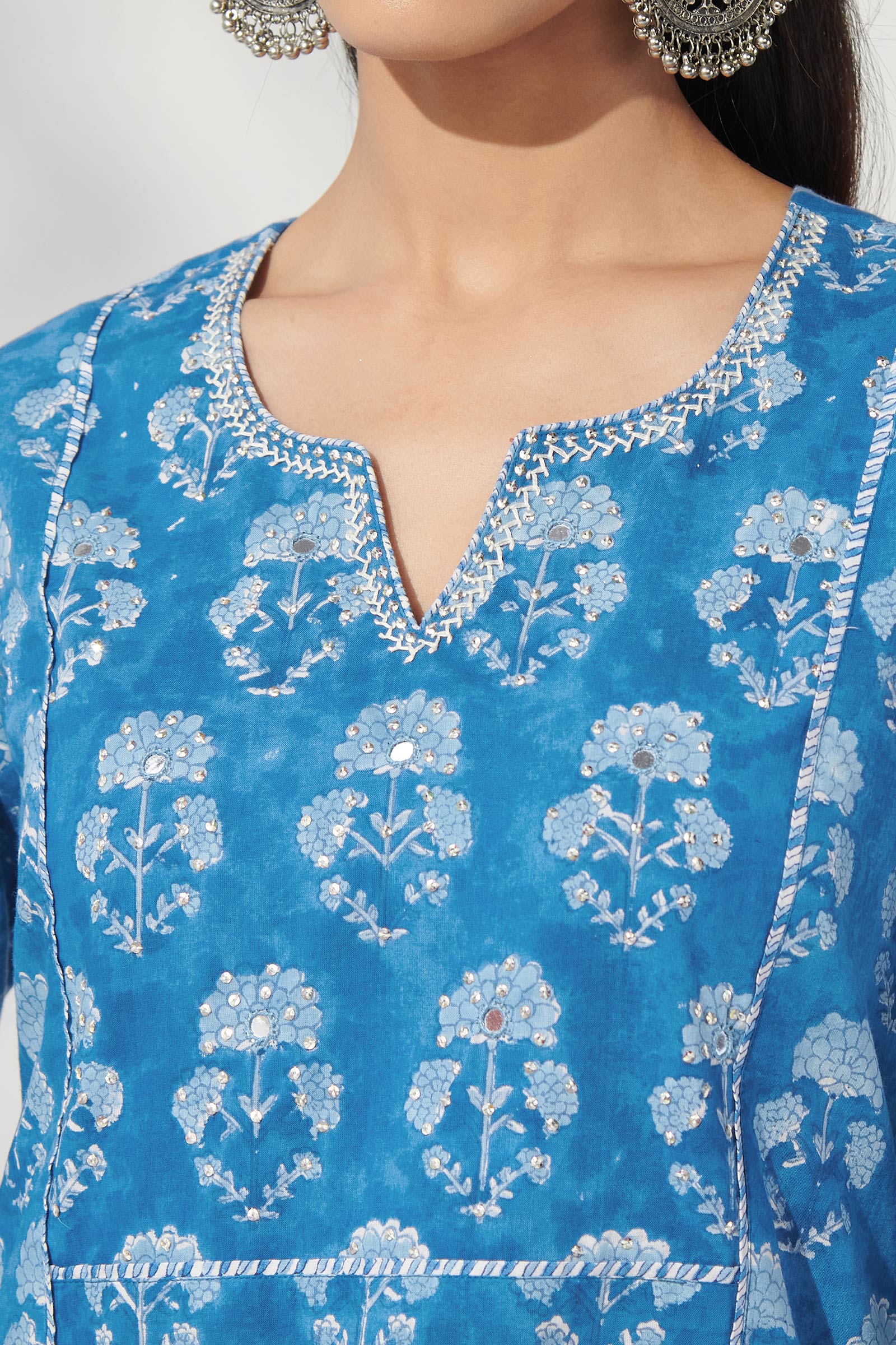 Surplus: Neelofar Zunaira Sanganeri Kurta