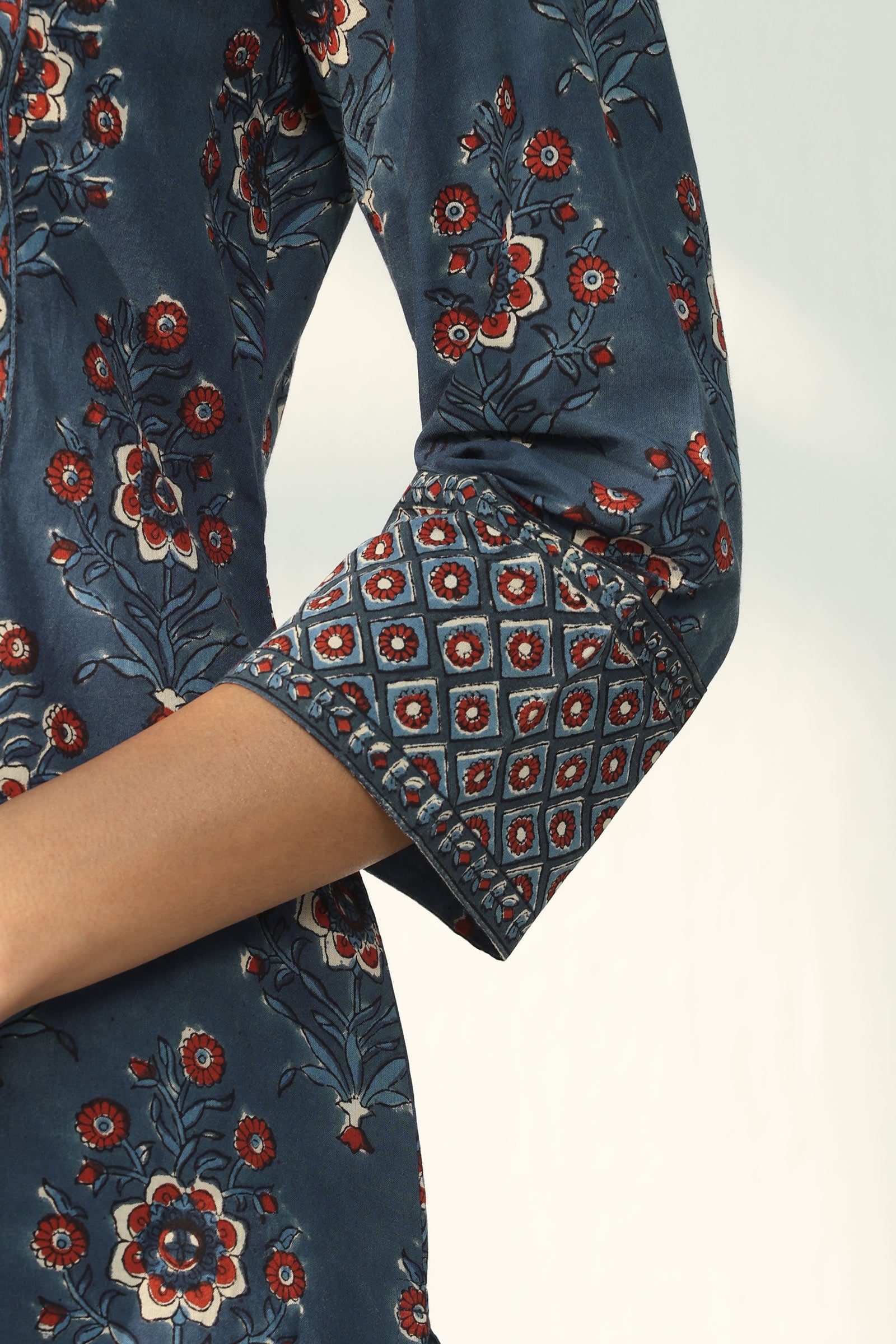 Sehra Wahida Bagru Kurta