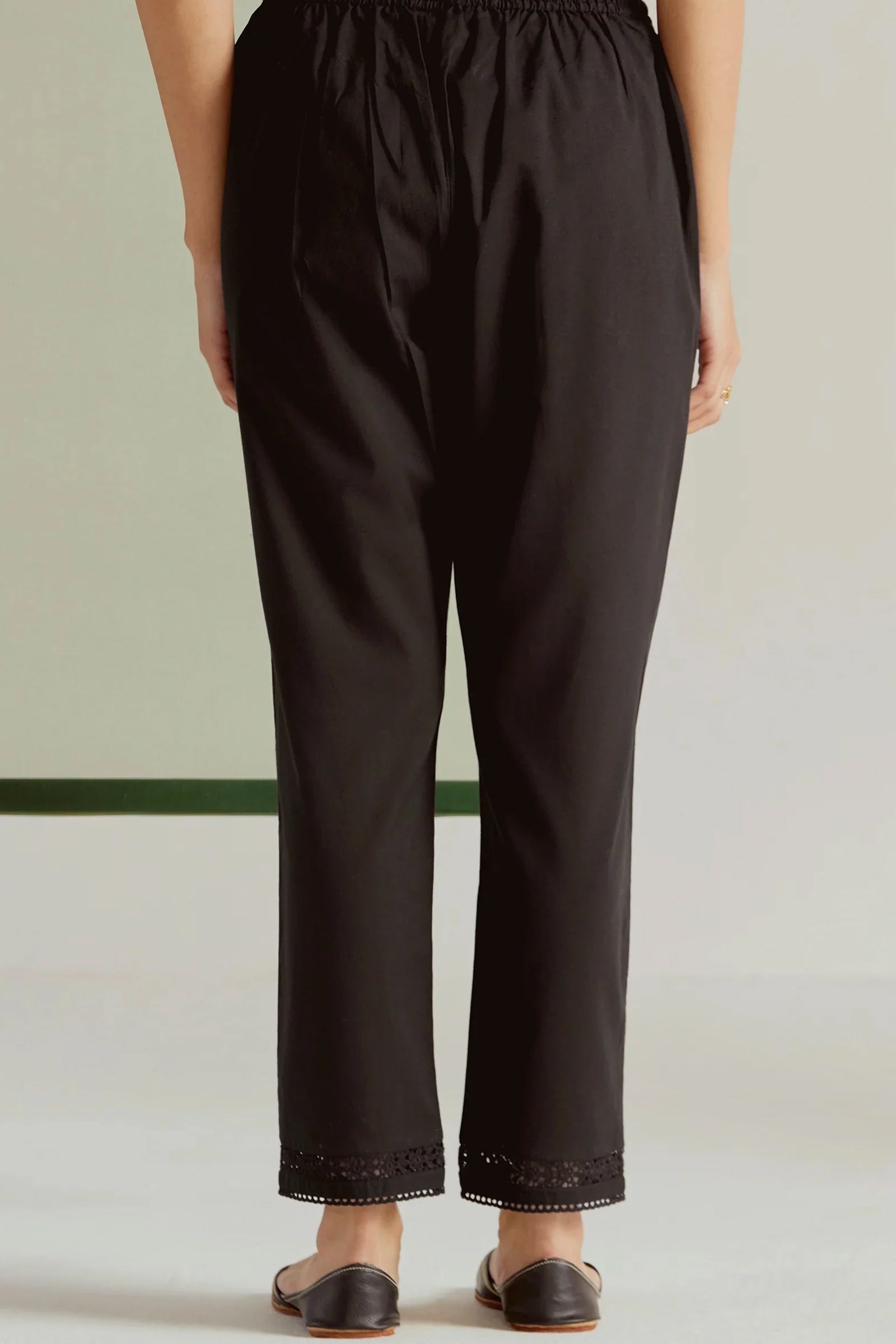 Roza Sehr Black Narrow Pants