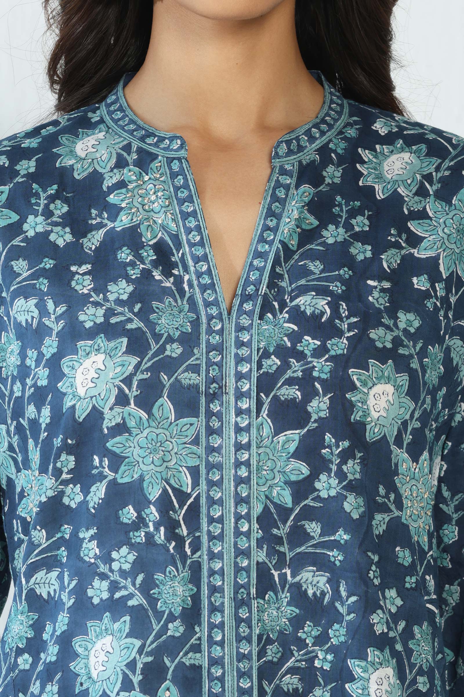 Neelofar Zeinab Sanganeri Kurta