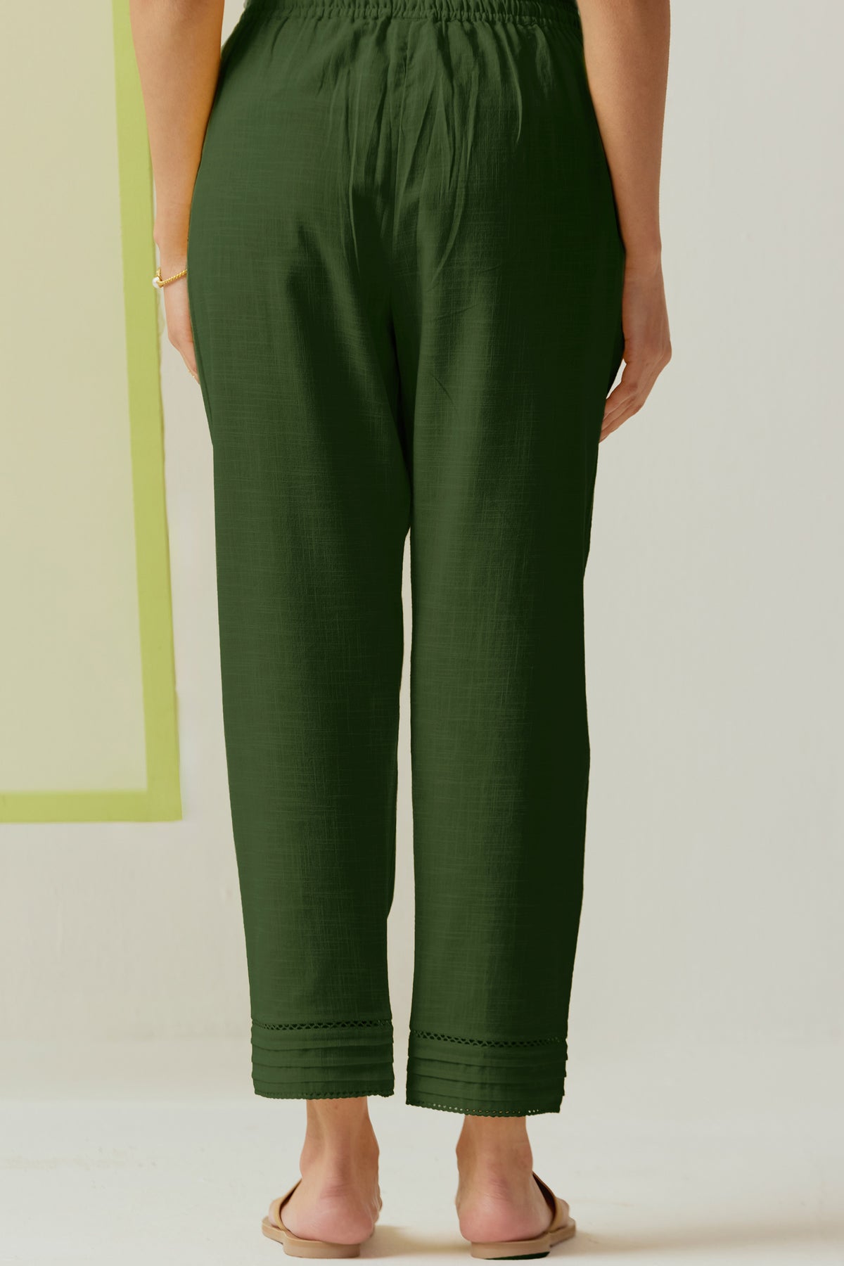 Roza Zara Forest Green Narrow Pants