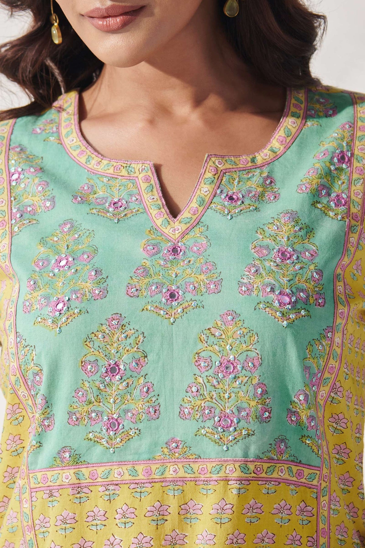 Surplus: Rosheen Fizah Sanganeri Kurta