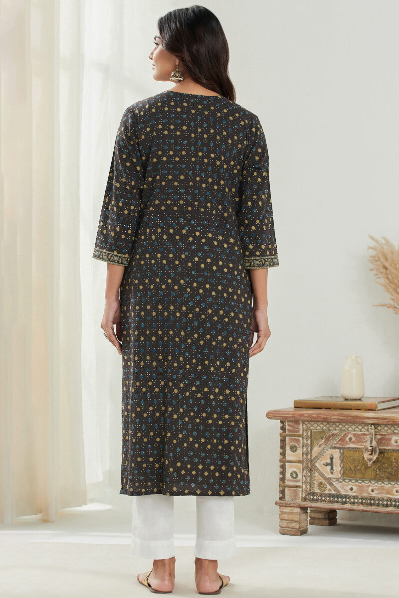 Sehra Mahnoor Ajrak Kurta