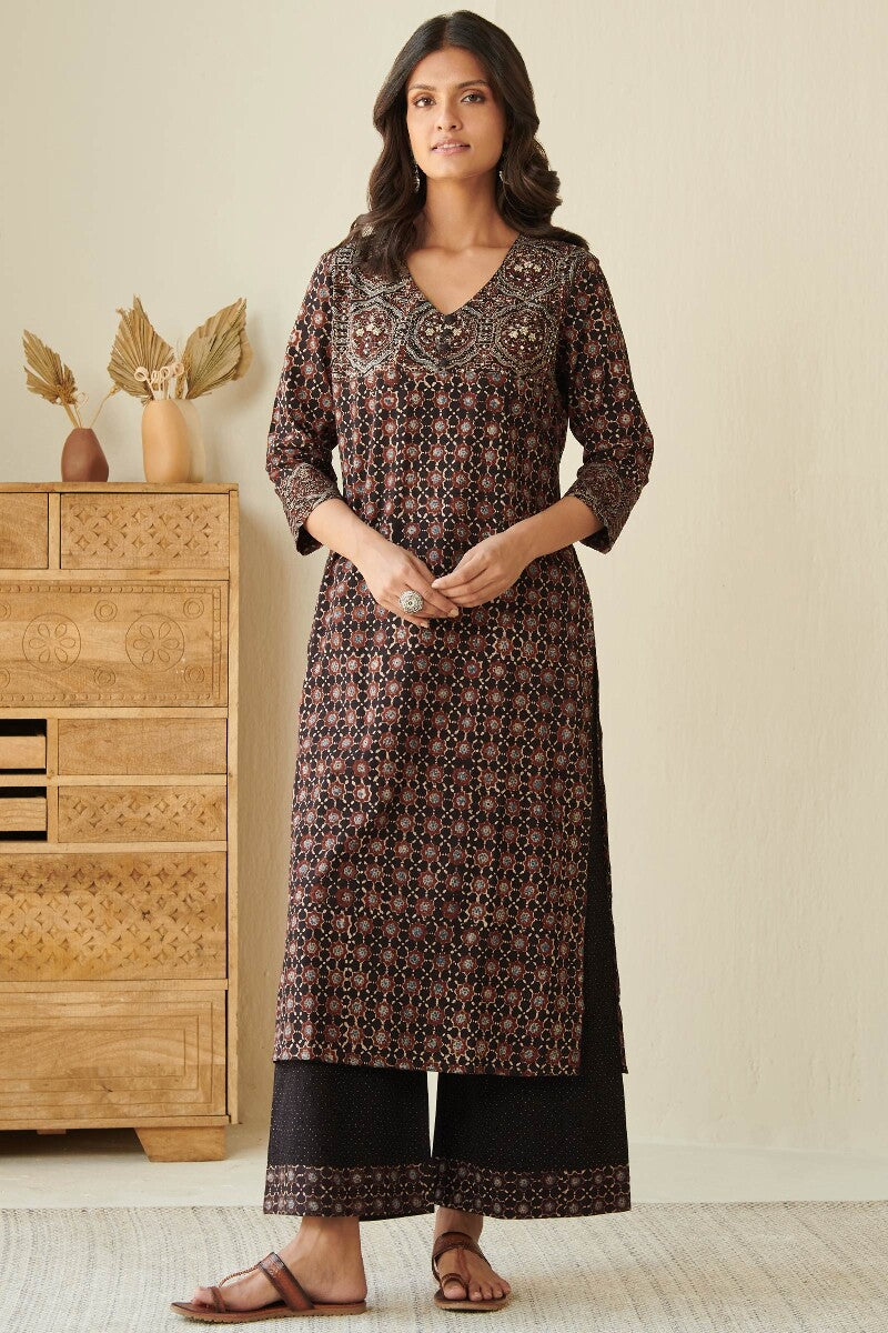 Sehra Jannat Ajrak Kurta