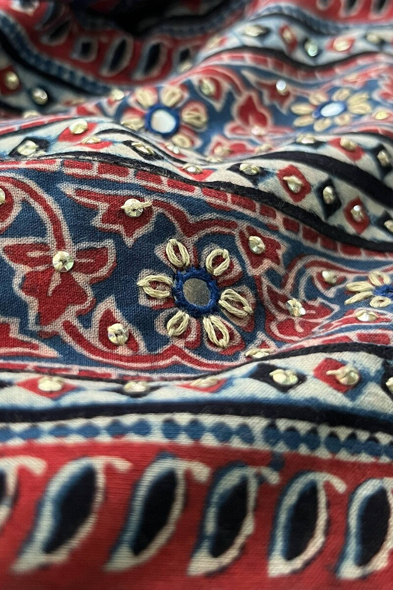 Sehra Zoya Ajrak Kurta