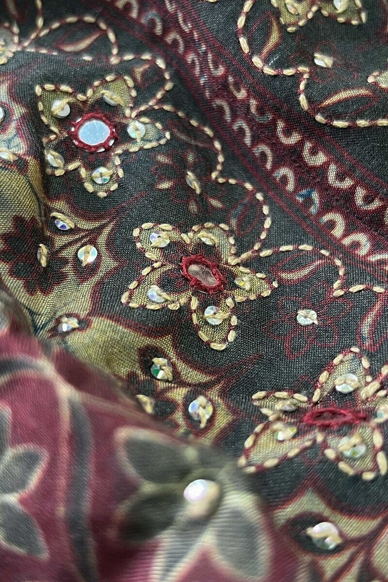 Mahnoor Nadiya Kurta