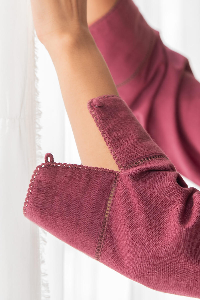 Roza Maira Maroon Kurta