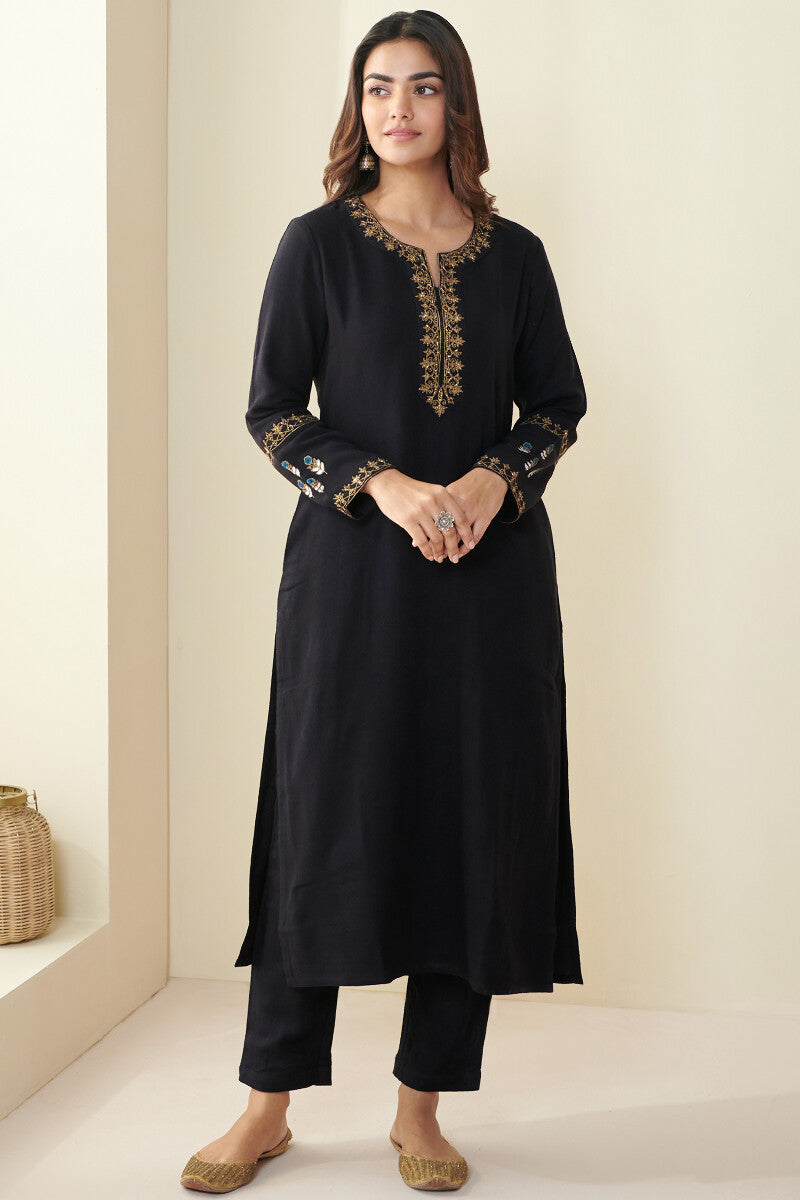 Naadirah Tazmeen Faux Wool Handloom Kurta