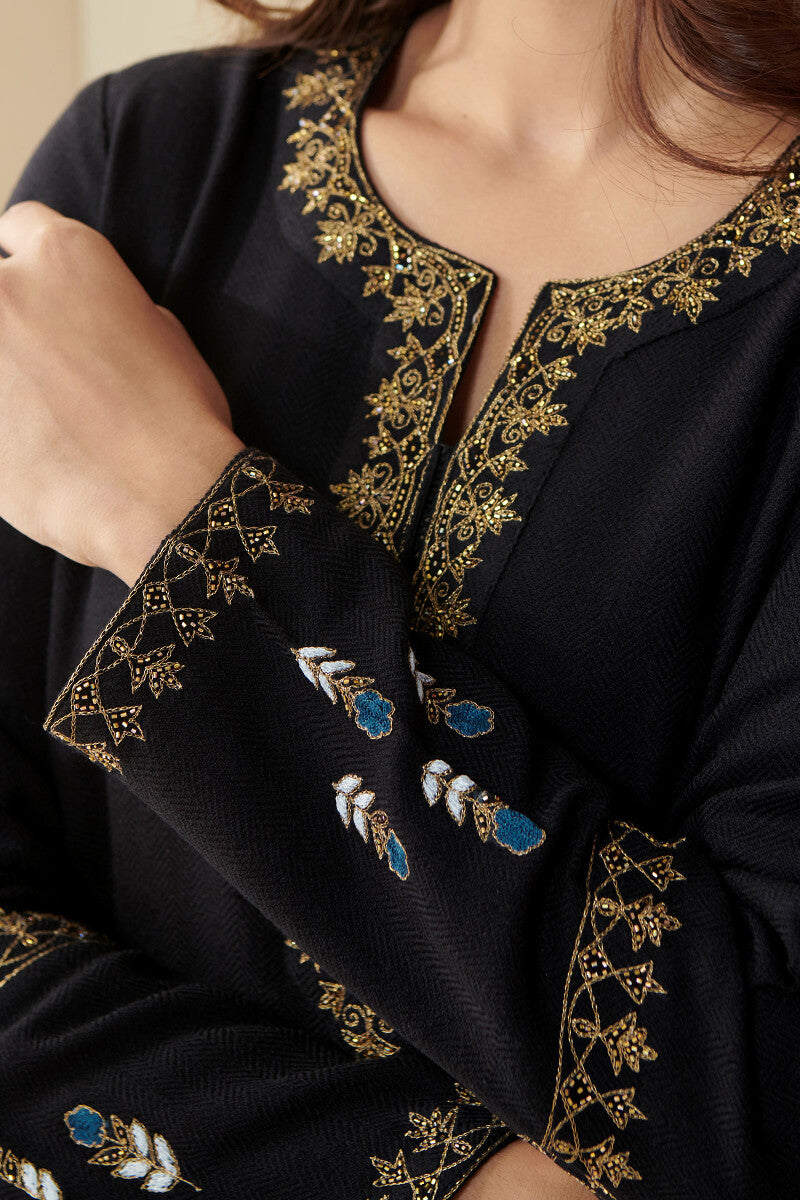Naadirah Tazmeen Faux Wool Handloom Kurta