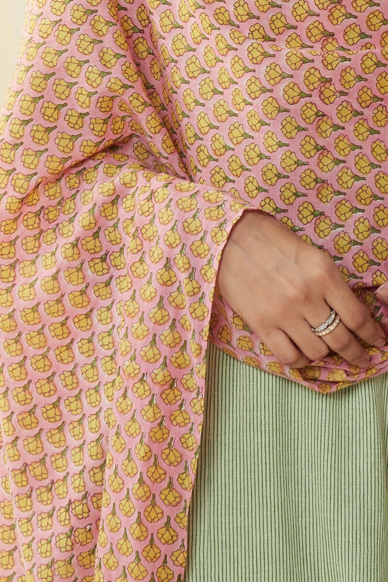 Roza Seher Pink Sanganeri Dupatta