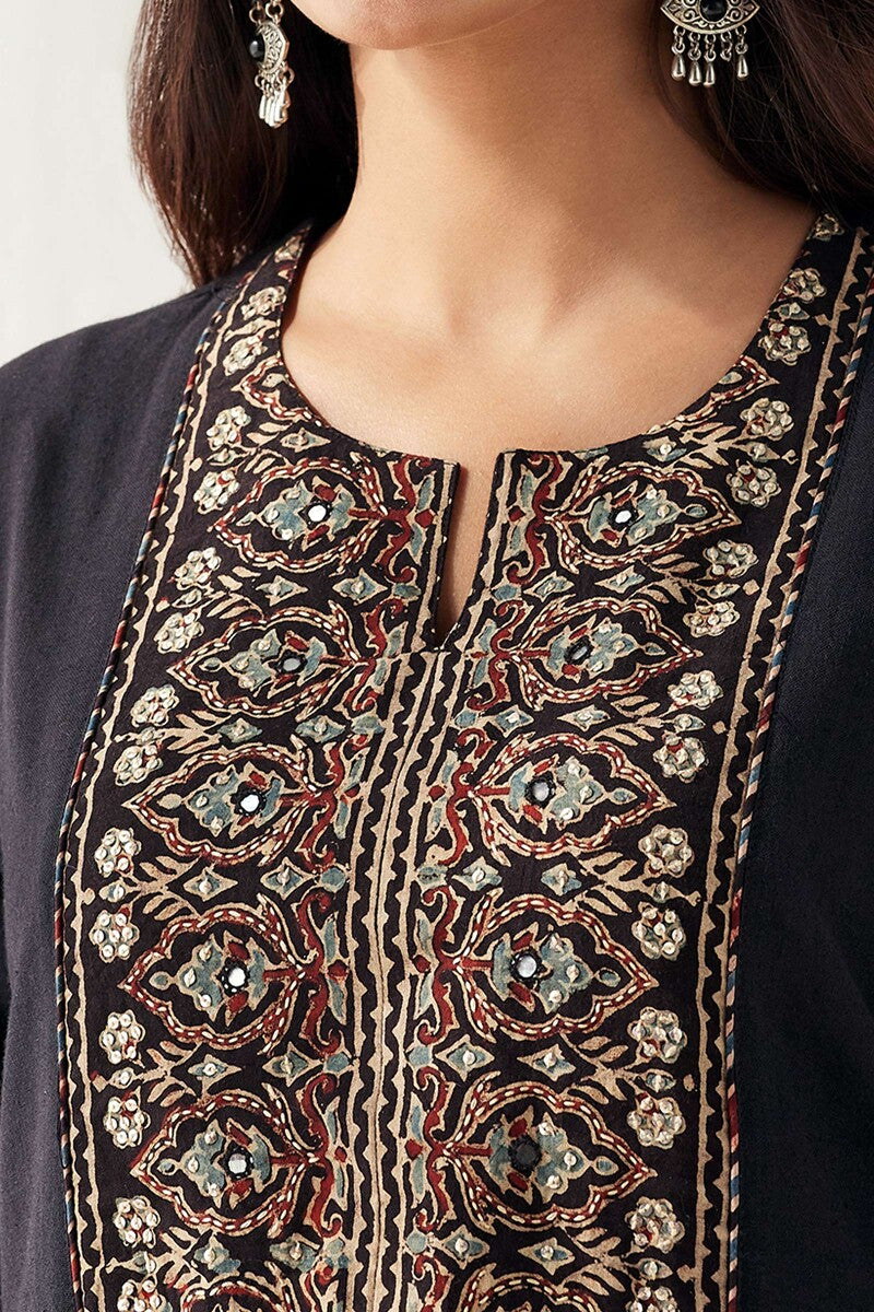 Naadirah Inaya Handloom Kurta
