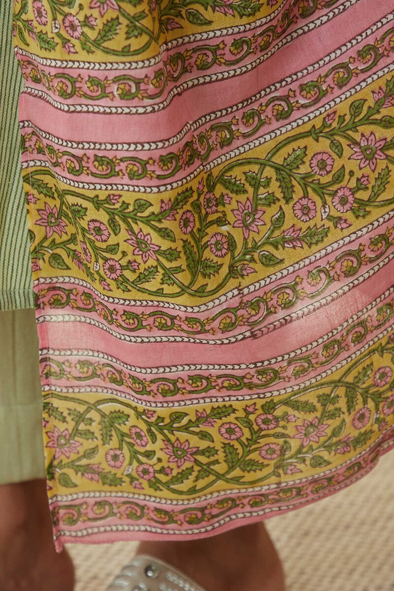 Roza Seher Pink Sanganeri Dupatta