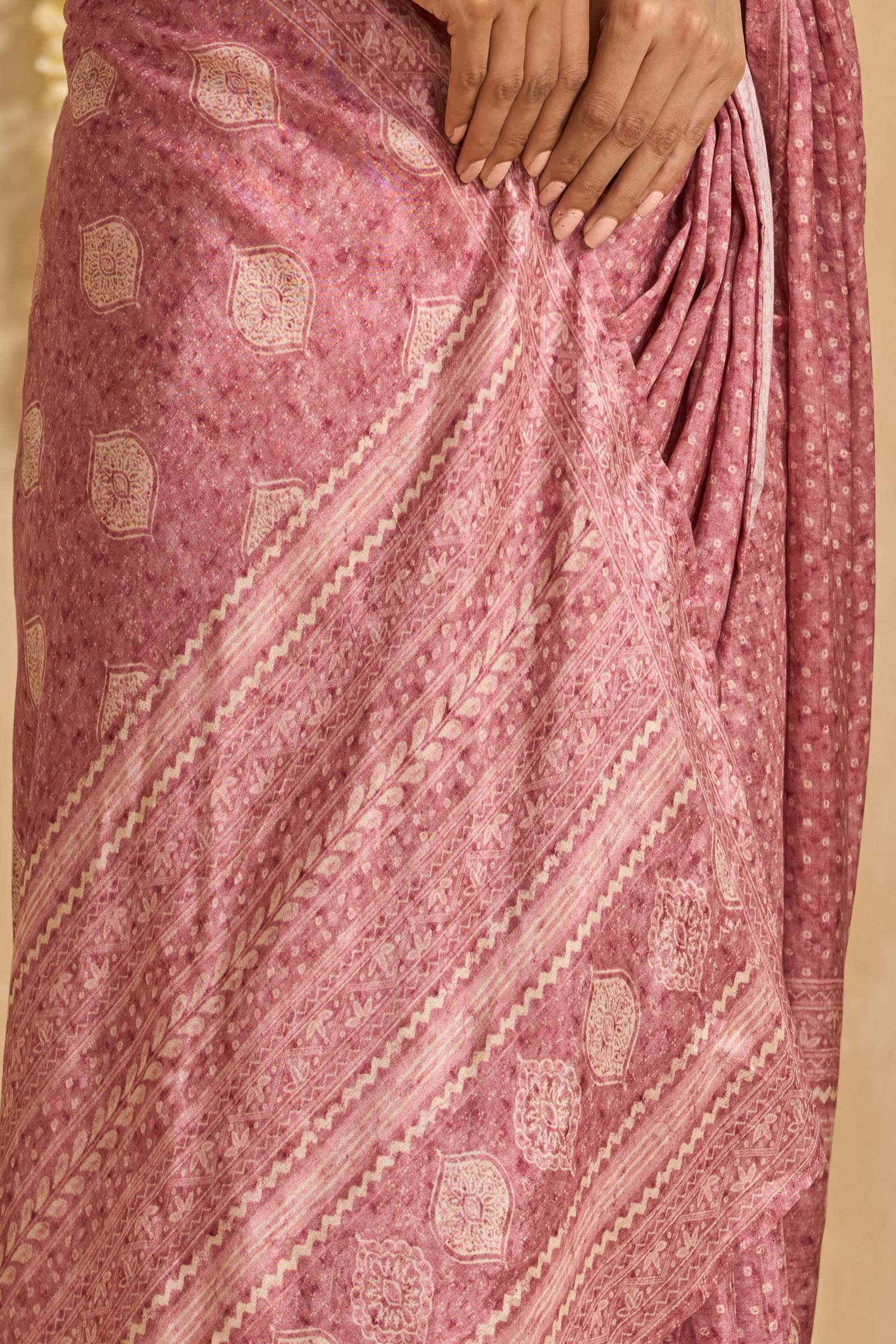 Meherzaan Amira Saree