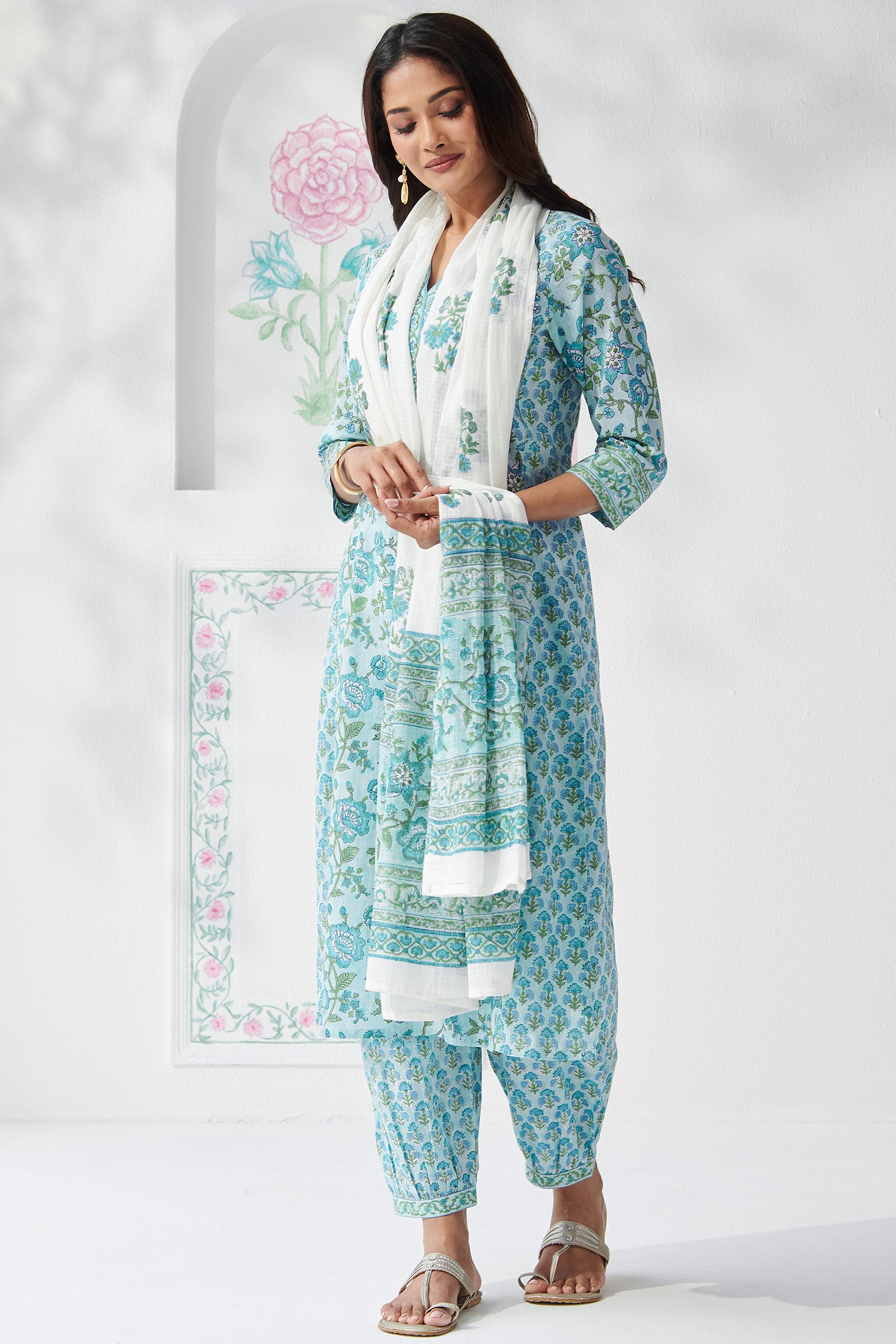 Gulbahar Aalia Sanganeri Kurta