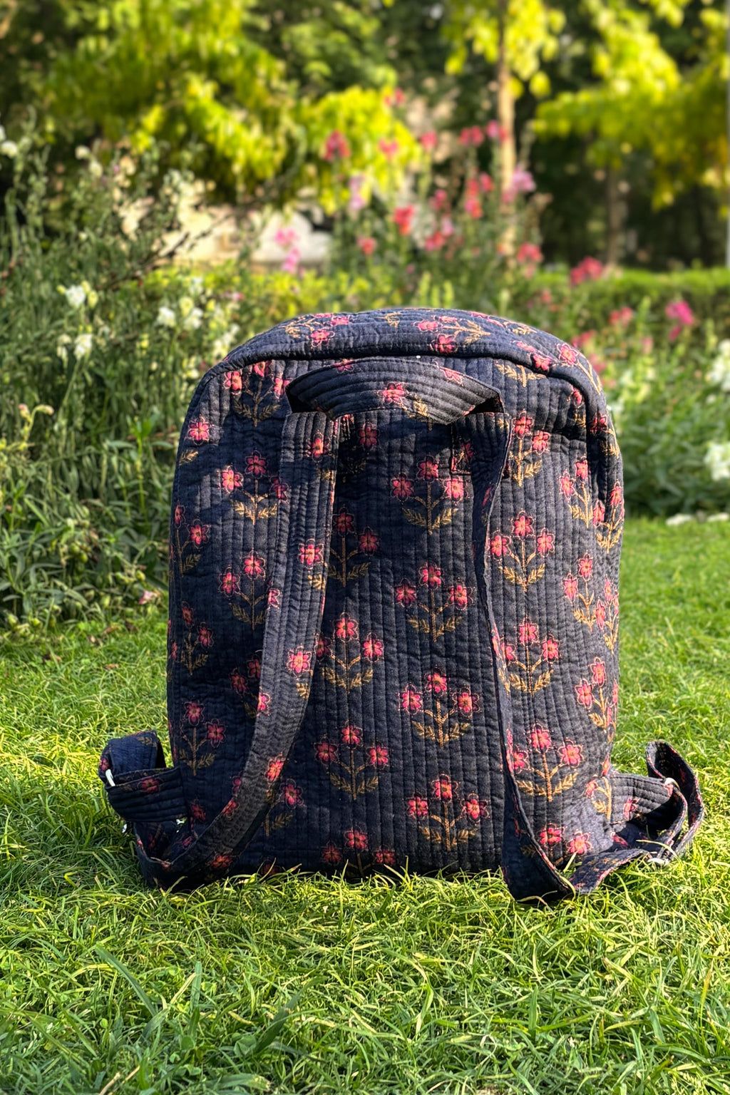 Roza Samrina Backpack