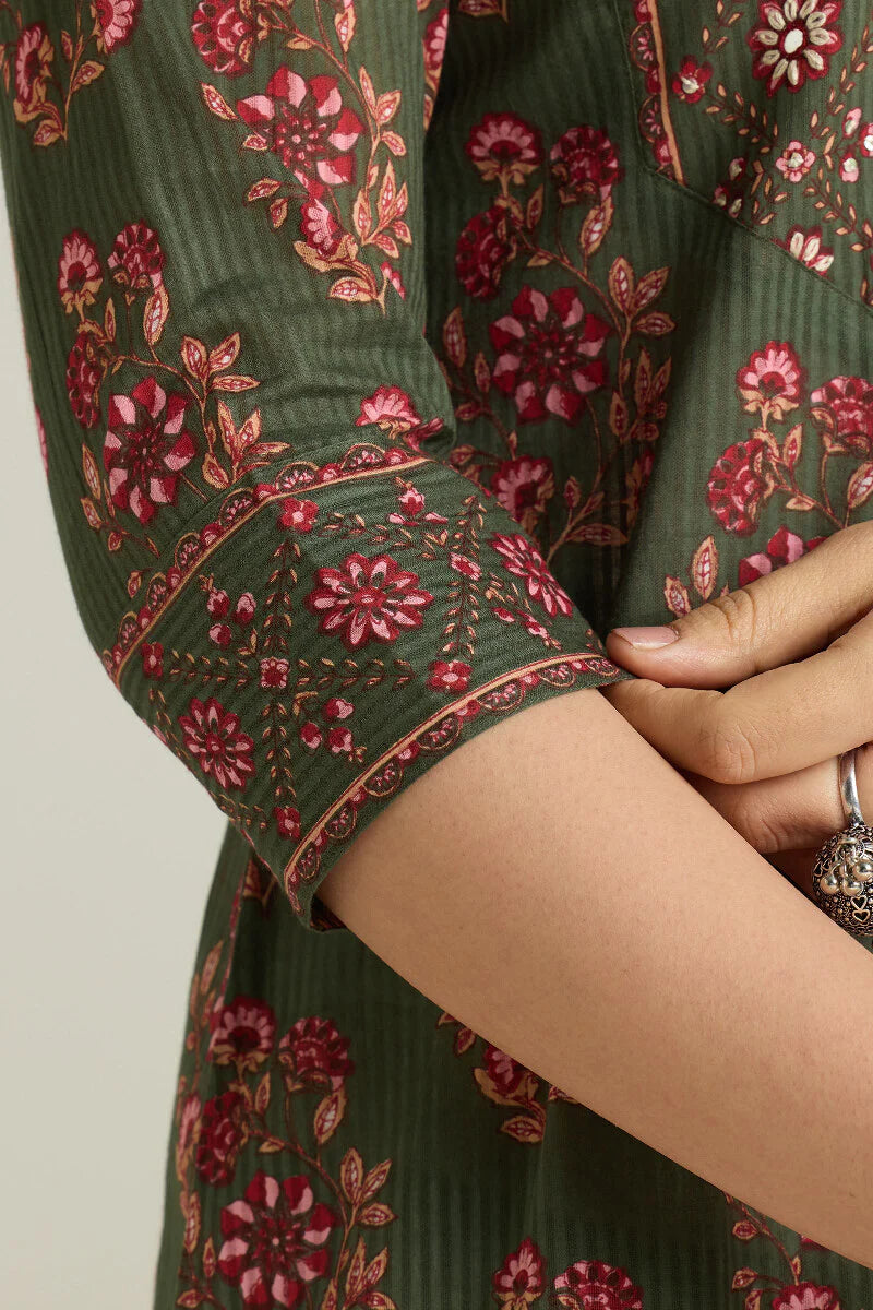 Surplus: Gulraiz Sunaina Sanganeri Kurta