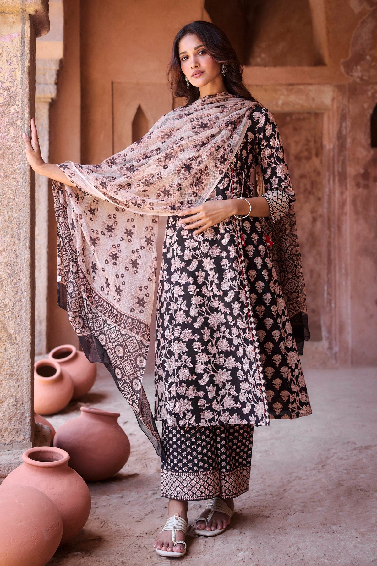 Sehra Jahan Bagru Kurta