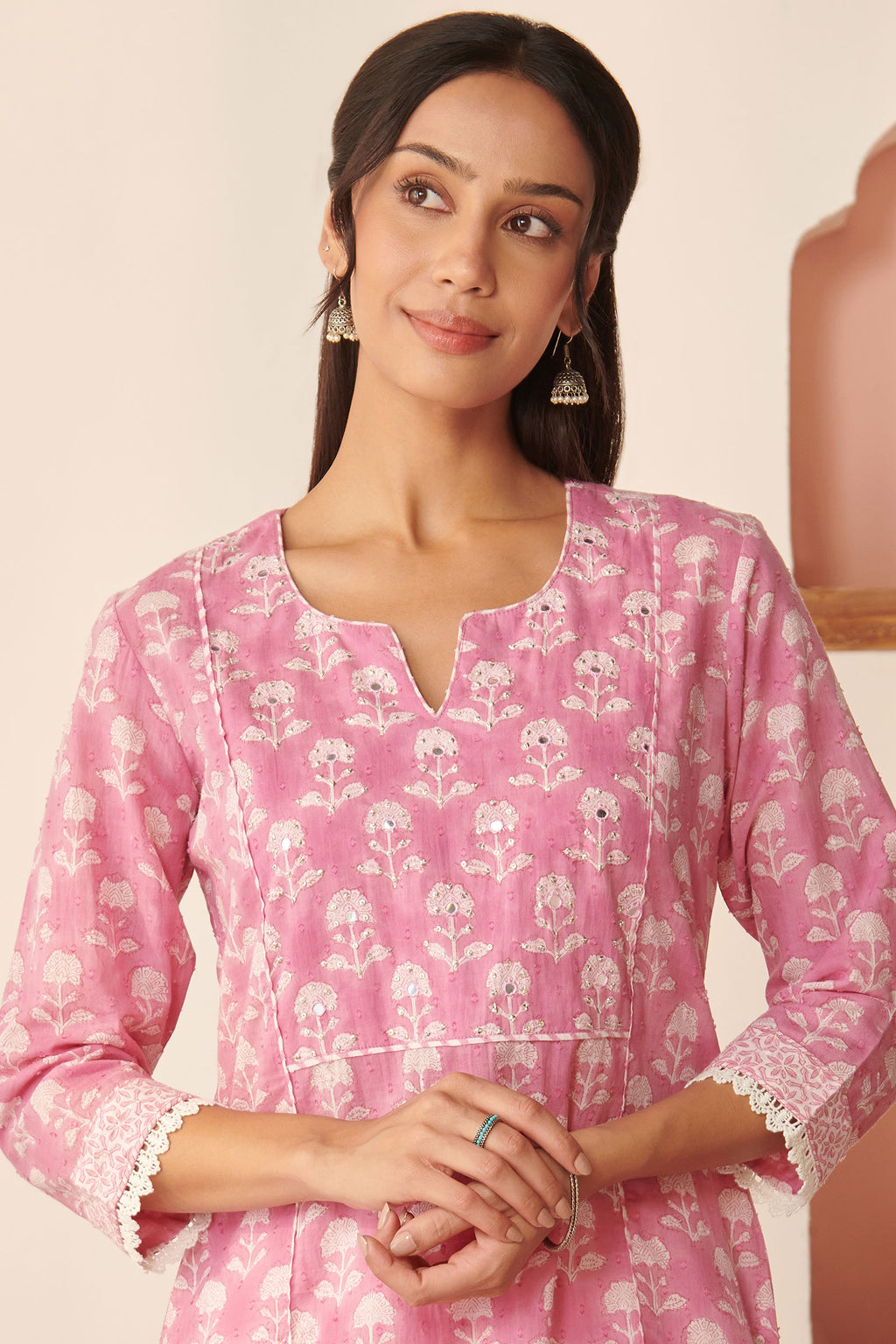 Rosheen Niyamat Sanganeri Kurta