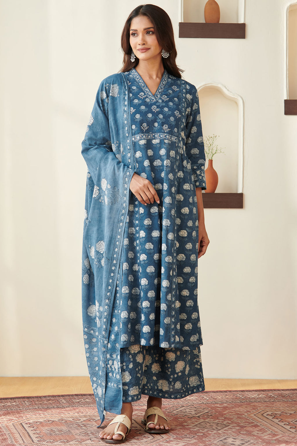 Noor Aasira Bagru Kurta