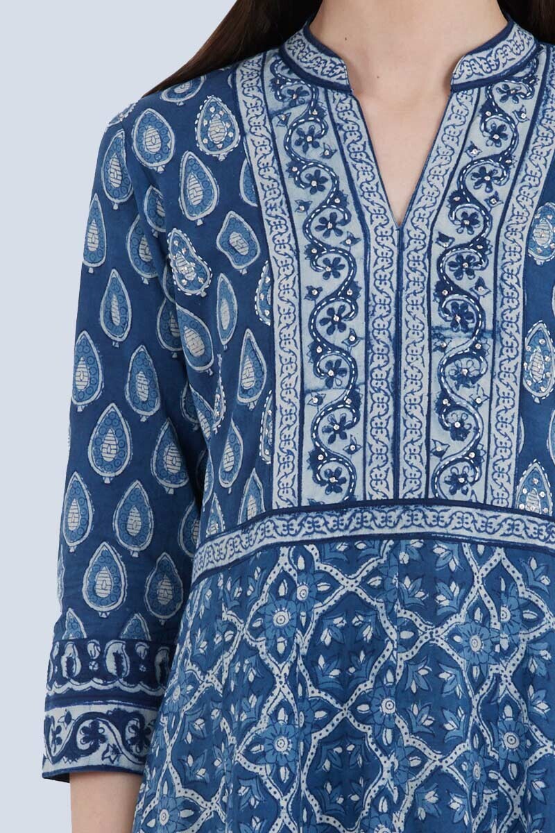 Nakshatra Fizah Kurta