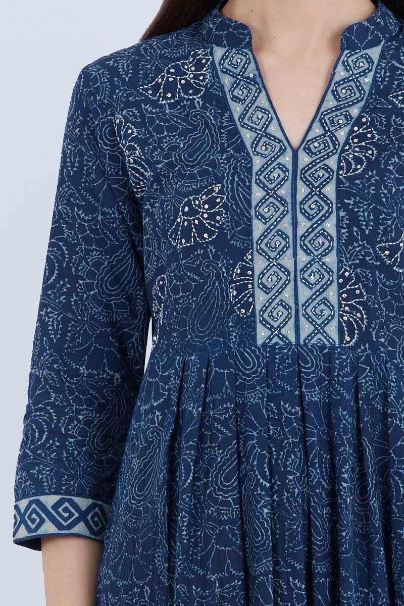 Nakshatra Farah Kurta