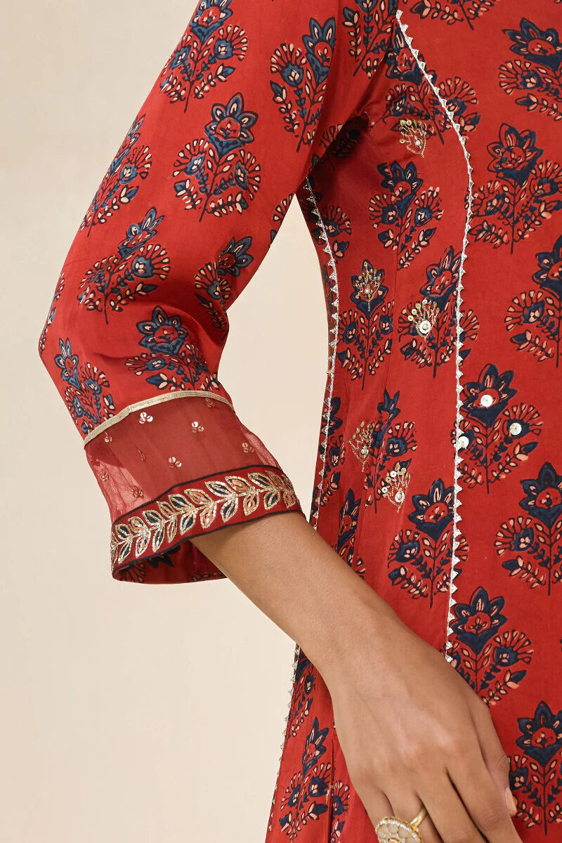Surplus: Mehrunissa Aiza Ajrak Kurta