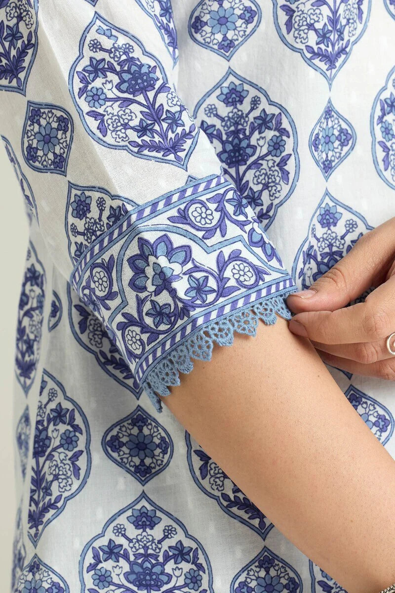 Surplus: Neelofar  Sanganeri Kurta