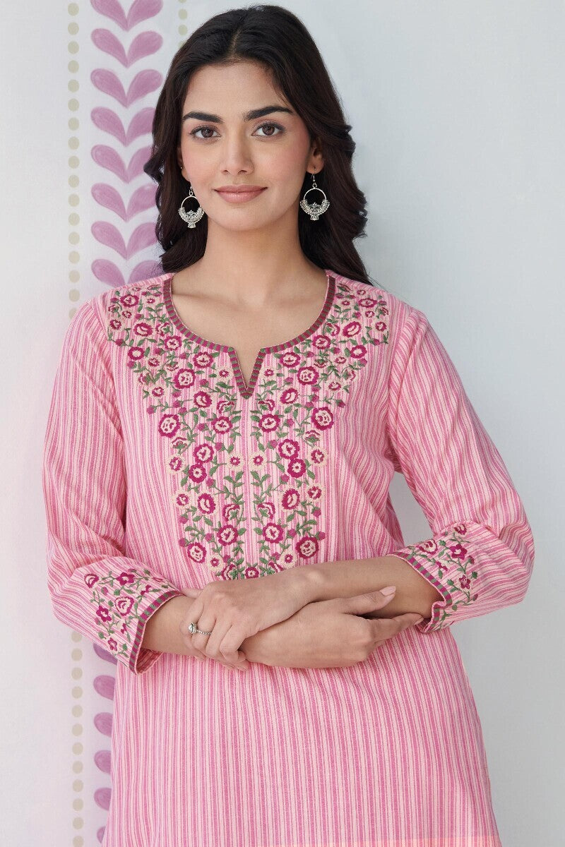 Rosheen Shenaz Kurta
