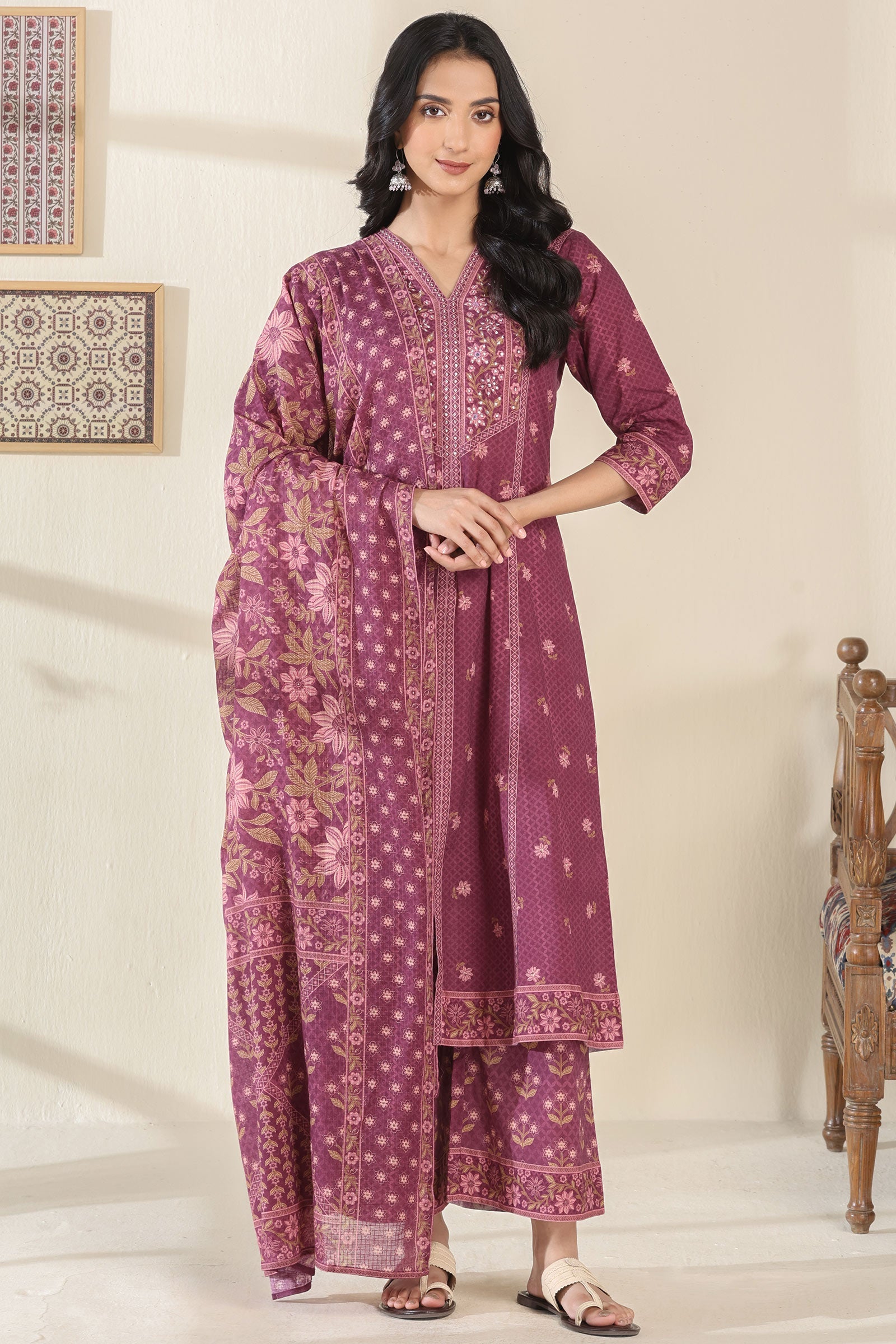 Surplus: Roz Meher Shazana Kurta