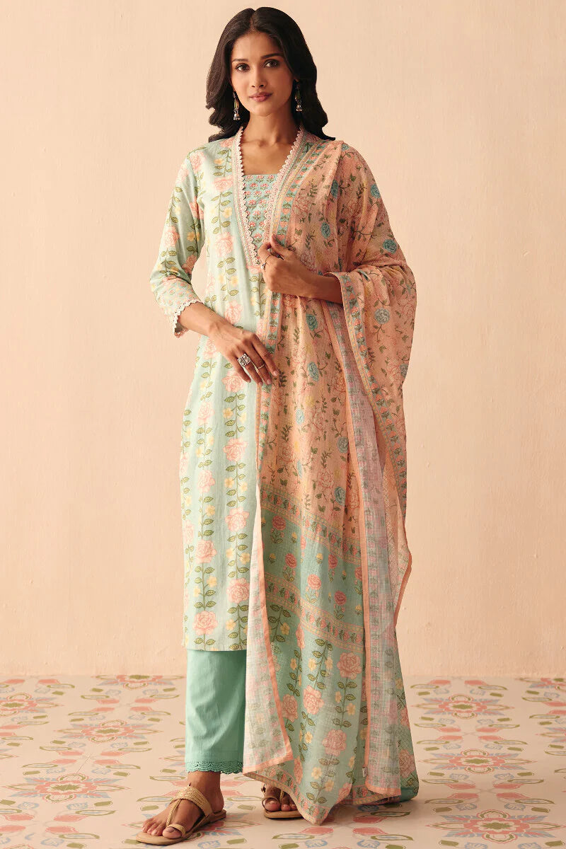 Surplus: Gulraiz Zafina Kurta