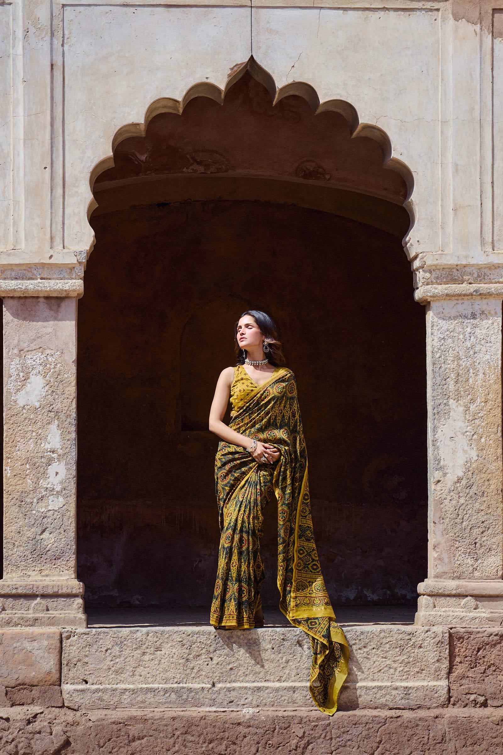 Sehra Gazal Ajrak Saree