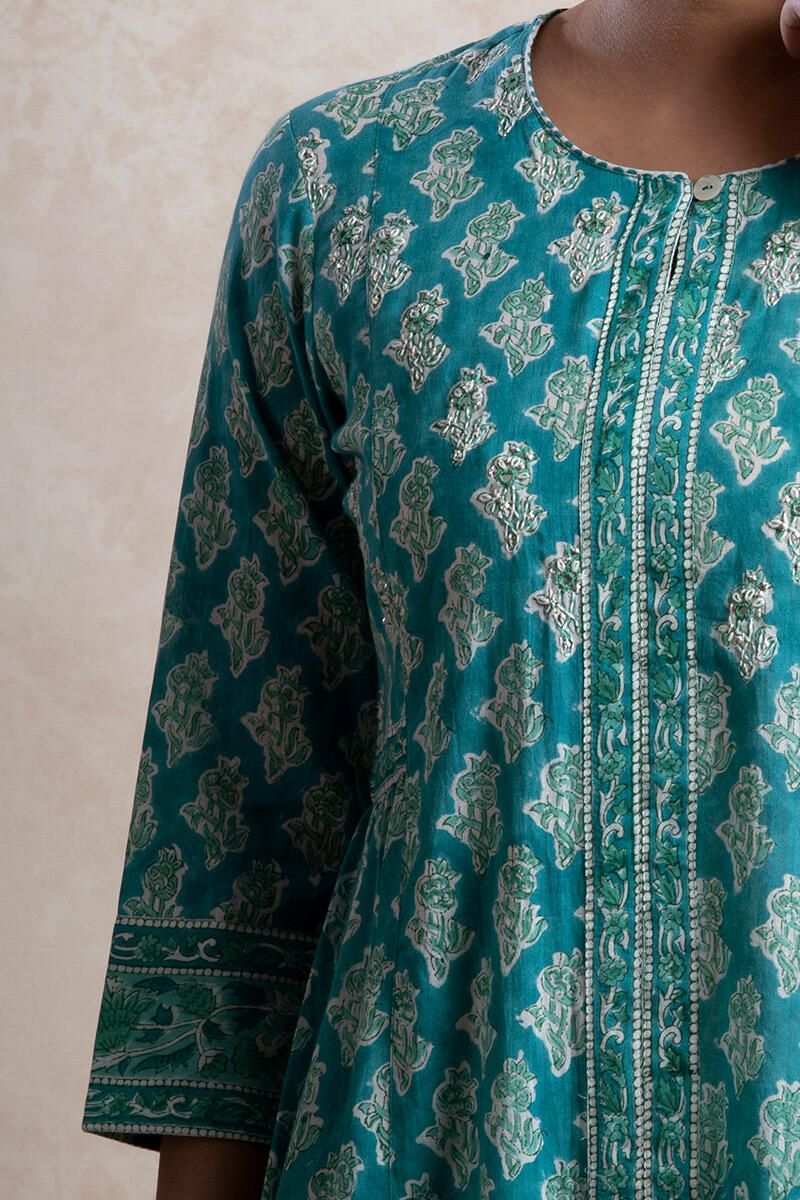 Darya Nusrat Kurta
