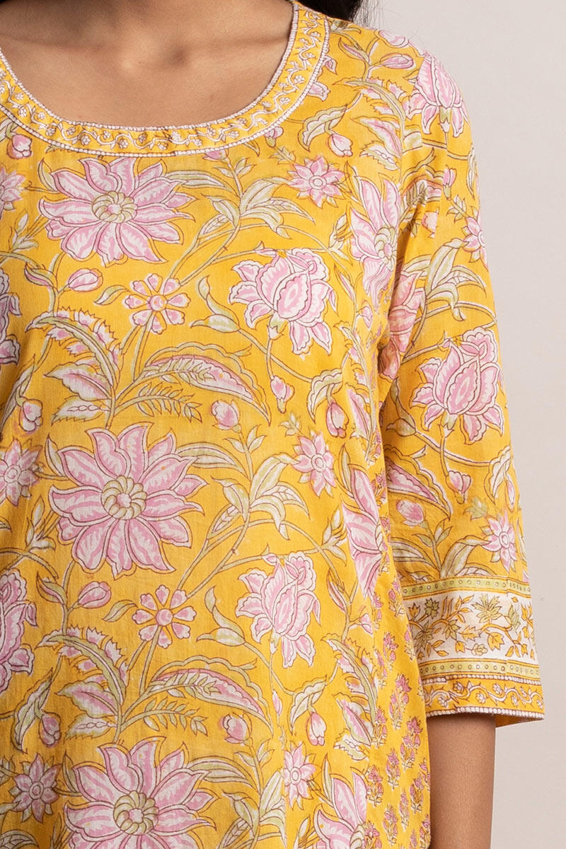Nafees Zinat Kurta