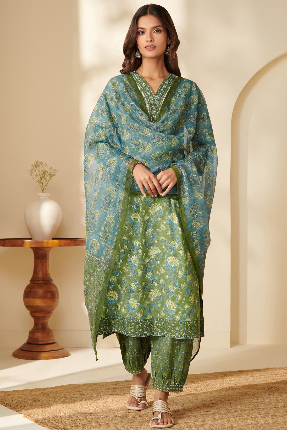 Gulbarg Aleena Sanganeri Kurta