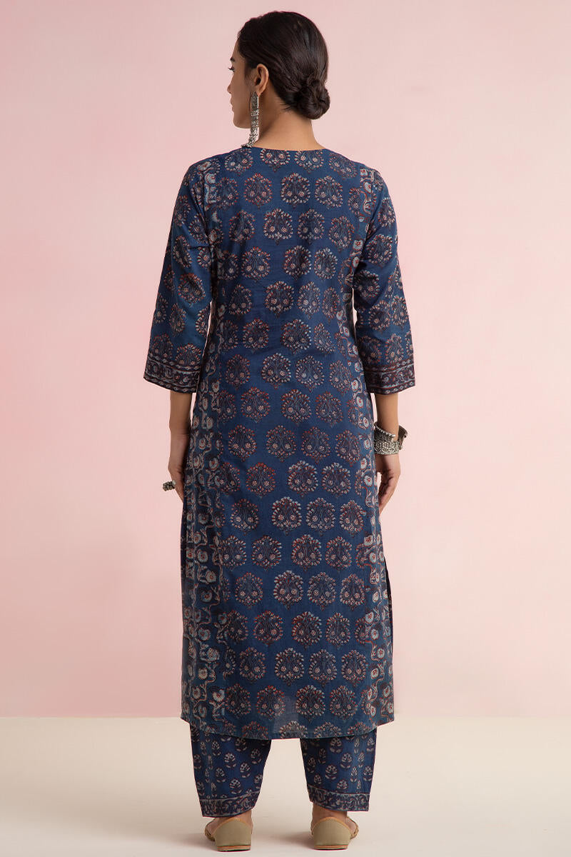 Rehnuma Azarin Kurta
